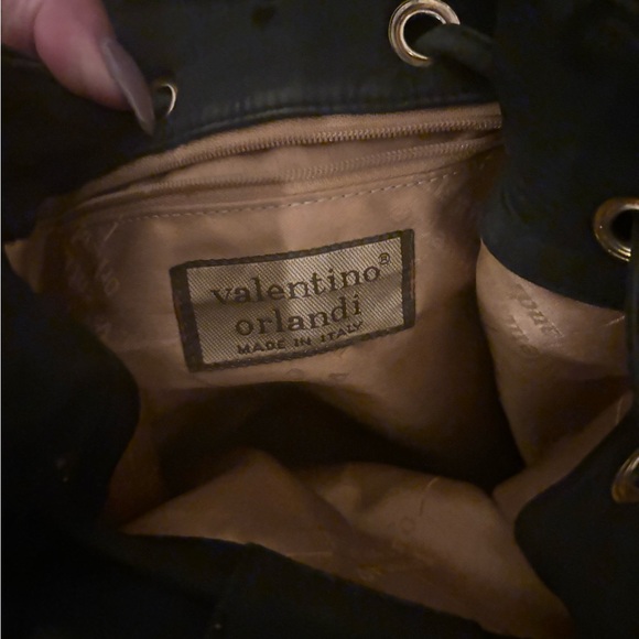 Valentino Orlandi Chic Black Quilted Handbag with Gold Accents. - Picture 9 of 13